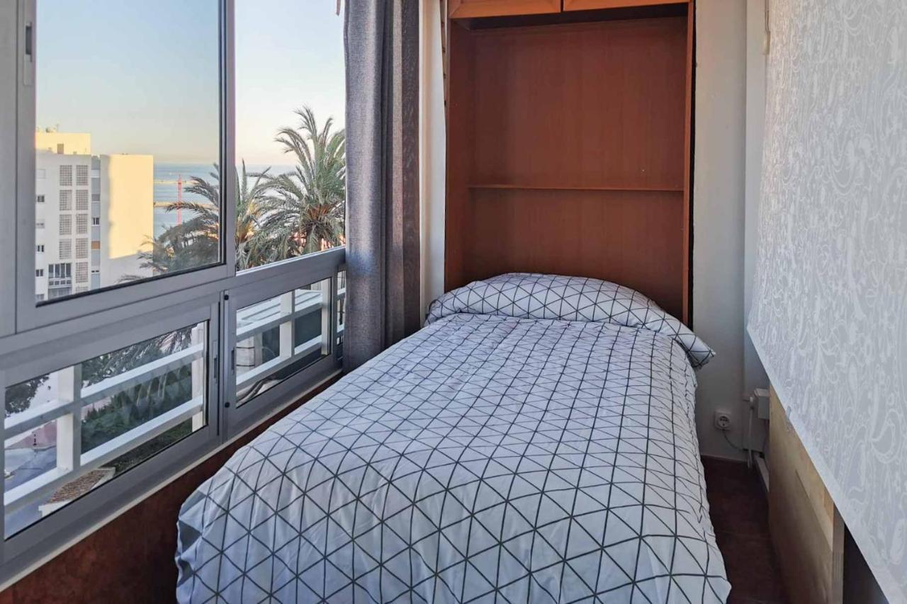 Apartamento Acogedor, Terraza, Piscina Y Mar Benalmadena Luaran gambar