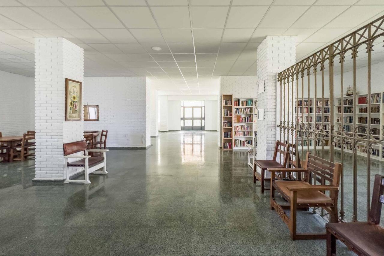 Apartamento Acogedor, Terraza, Piscina Y Mar Benalmadena Luaran gambar