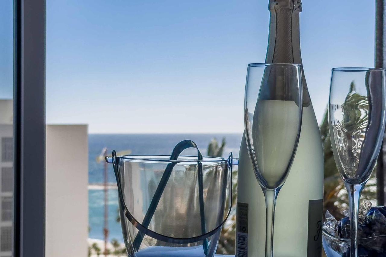 Apartamento Acogedor, Terraza, Piscina Y Mar Benalmadena Luaran gambar